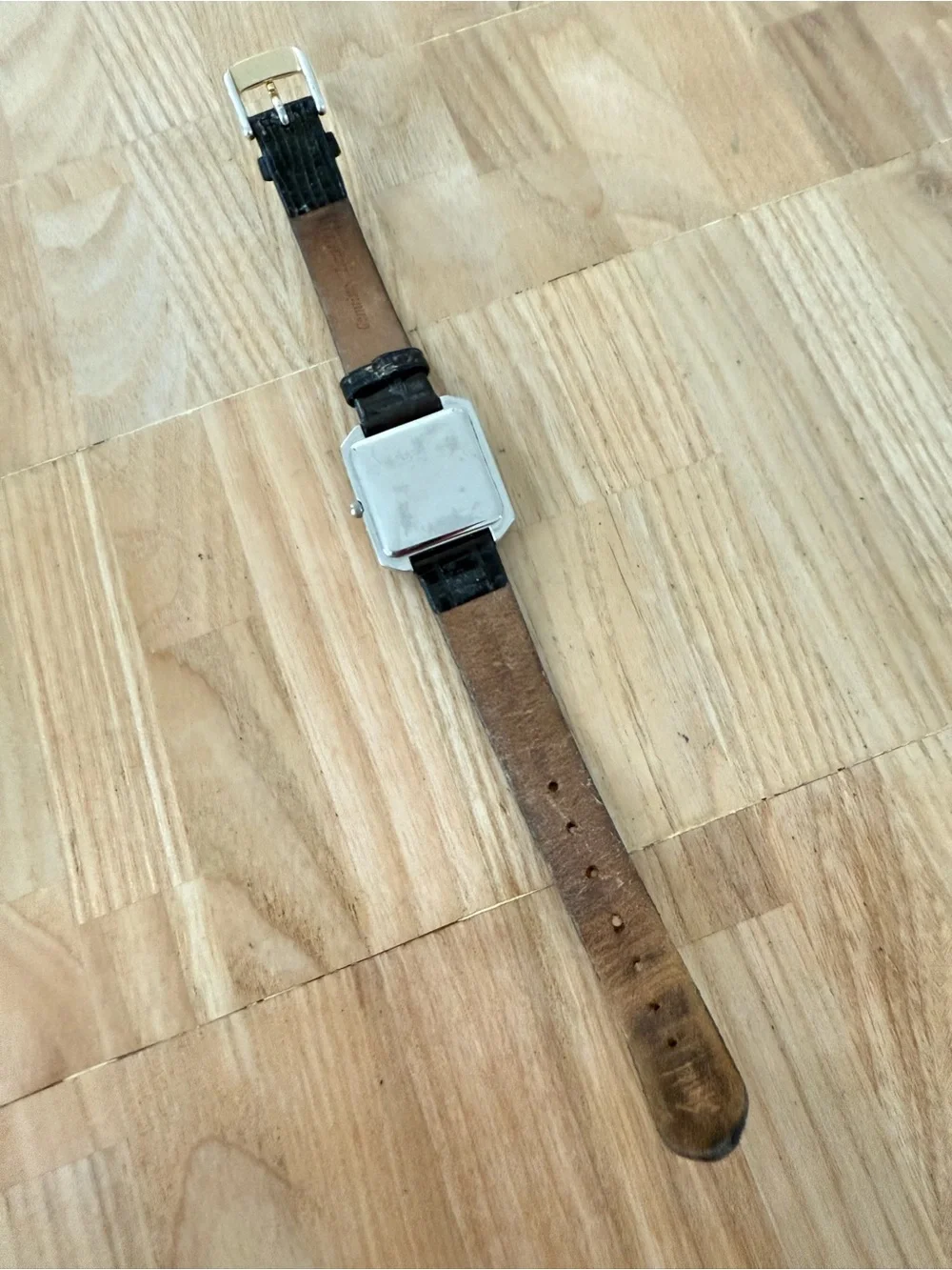 Orvis ladies silver tone black leather watch NEW BATTERY